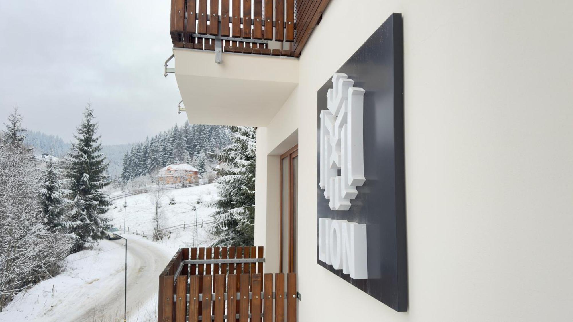 Lion Otel Bukovel Dış mekan fotoğraf