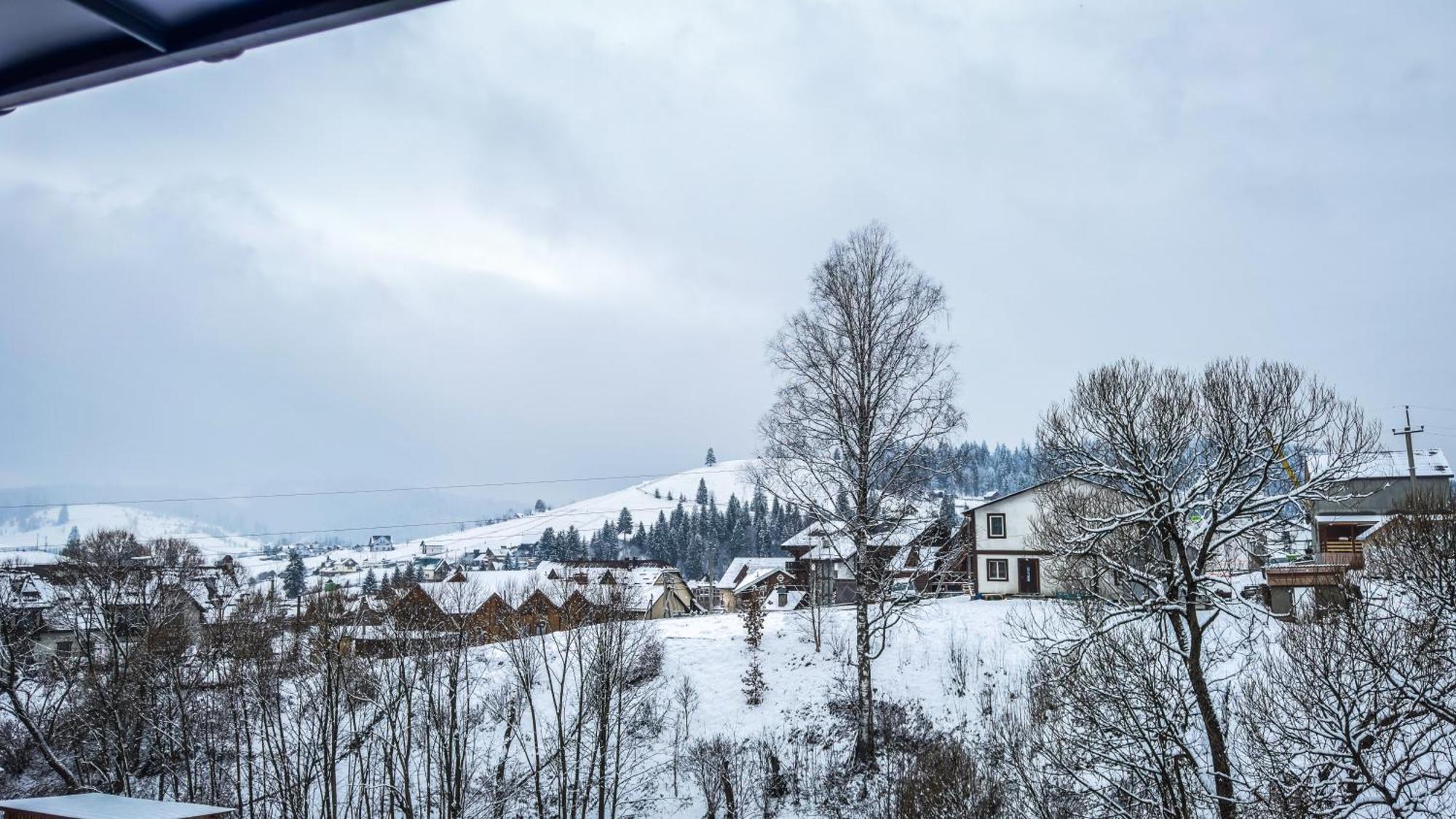 Lion Otel Bukovel Oda fotoğraf