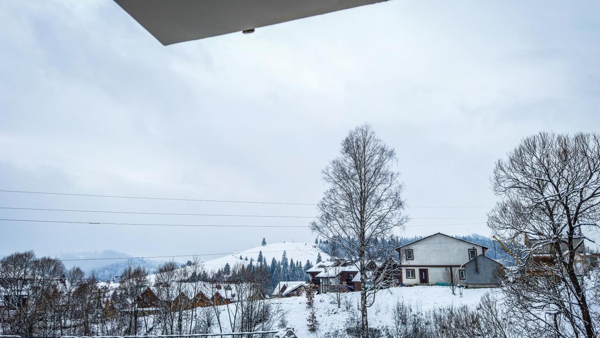 Lion Otel Bukovel Oda fotoğraf