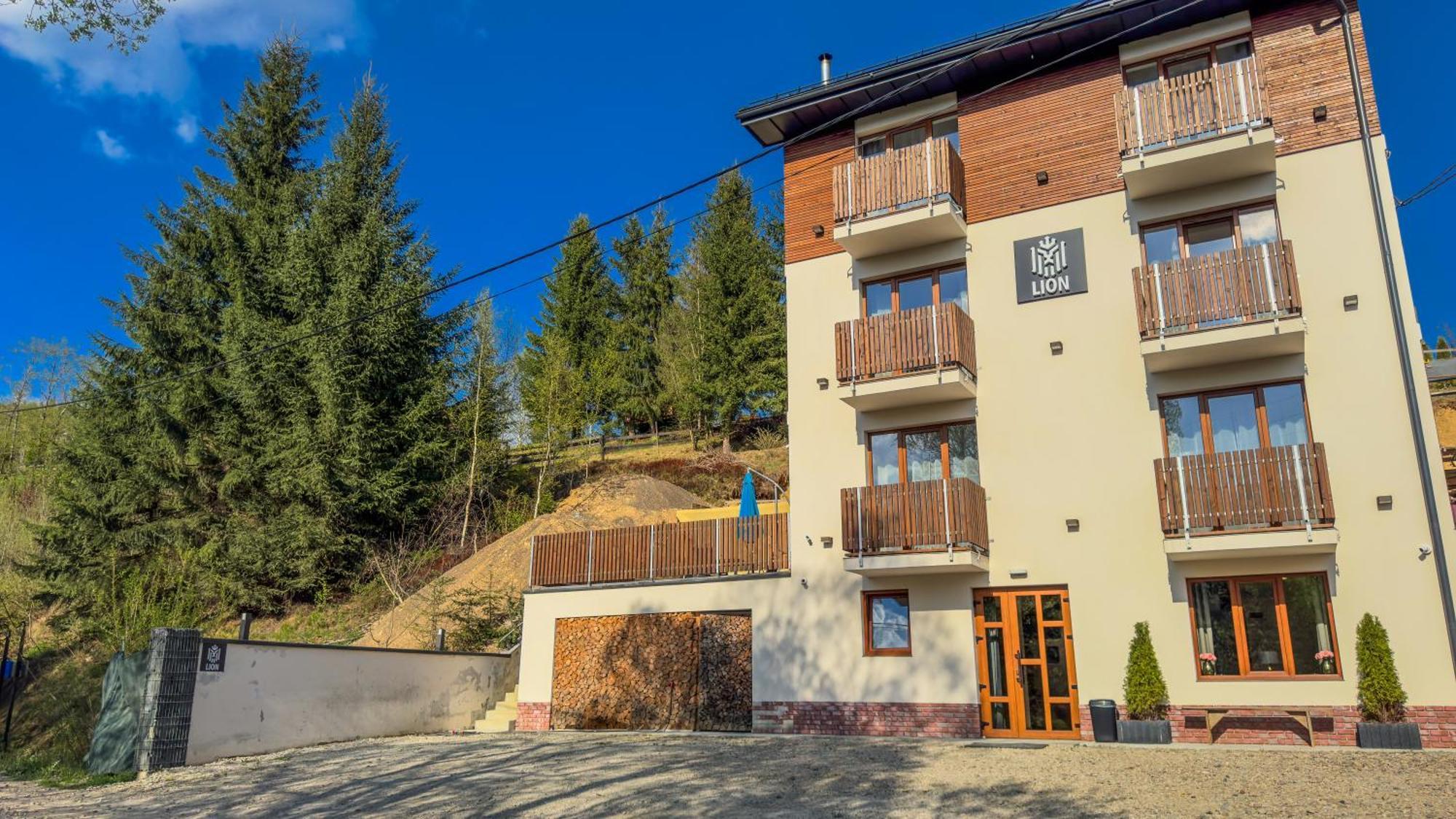 Lion Otel Bukovel Dış mekan fotoğraf
